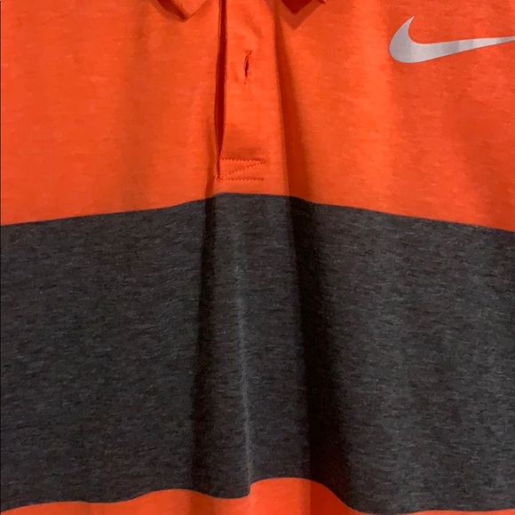 Men’s Medium Nike Golf Shirt - Picture 4 of 6